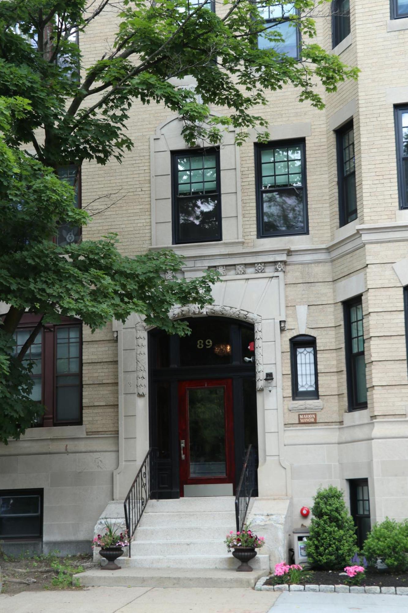 A Stylish Stay W/ A Queen Bed, Heated Floors.. #26 Brookline Extérieur photo